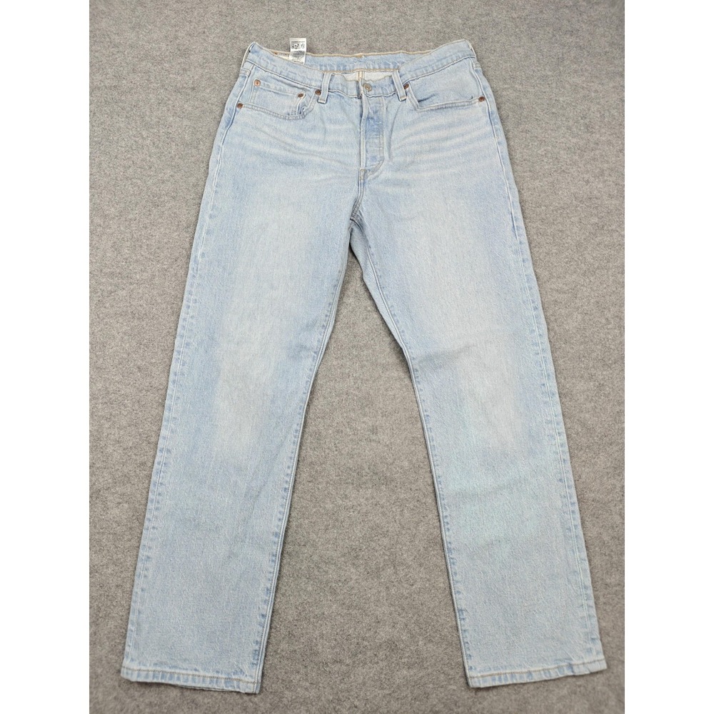 Levi's 501 Jeans Womens 32x30 Blue Light Wash Straight Premium Button Fly Denim